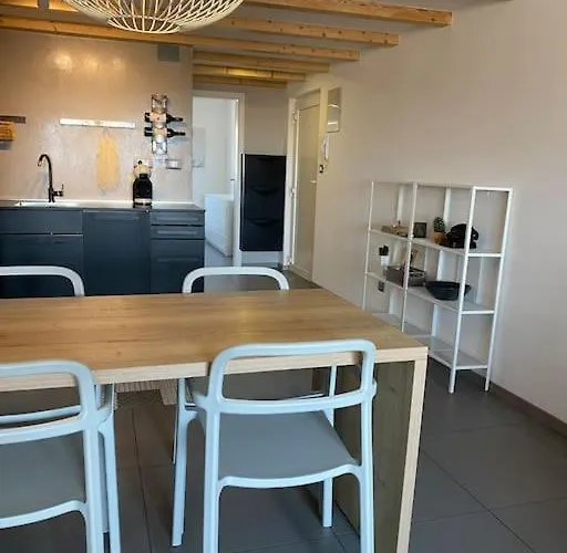 Ebli Seaview Apartment *