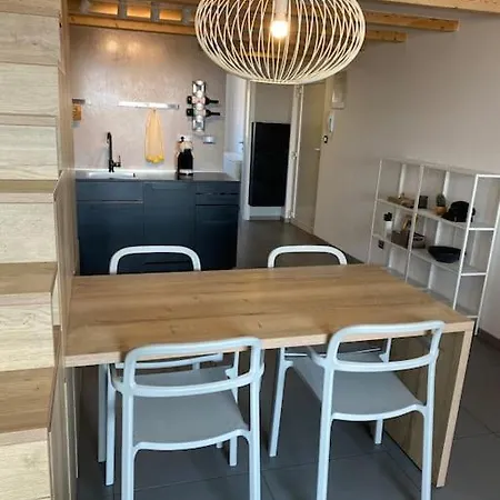 Ebli Seaview Апартаменты
