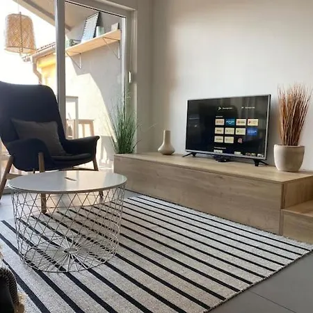 Ebli Seaview شقة