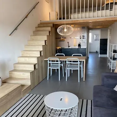 Ebli Seaview Апартаменты