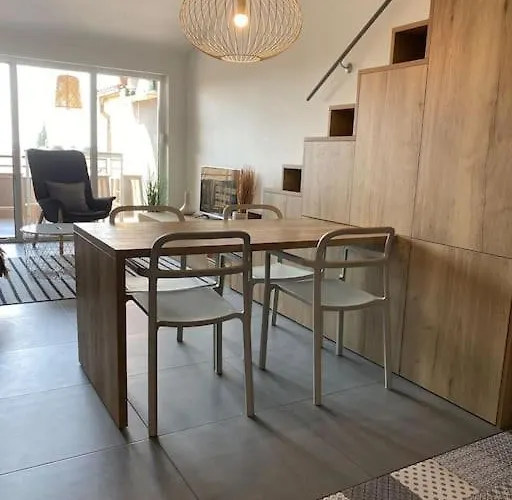 Ebli Seaview * Póla