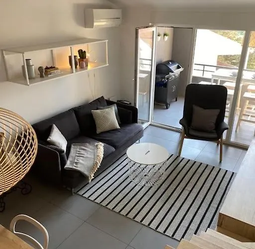 Apartman Ebli Seaview *