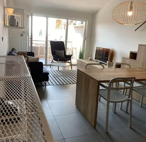 Ebli Seaview * Póla